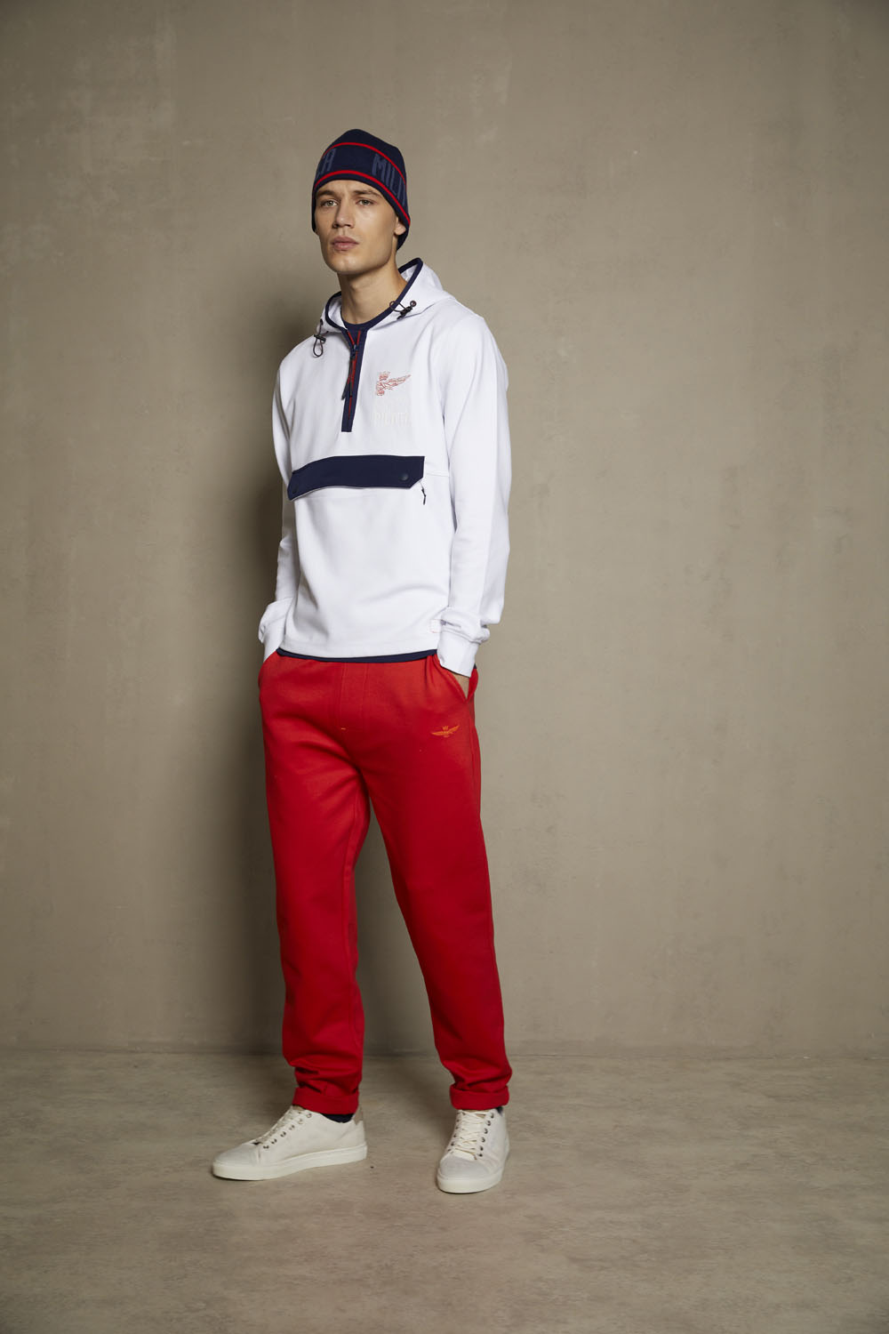 detail Kalhoty pantalone felpa 222PF853F421