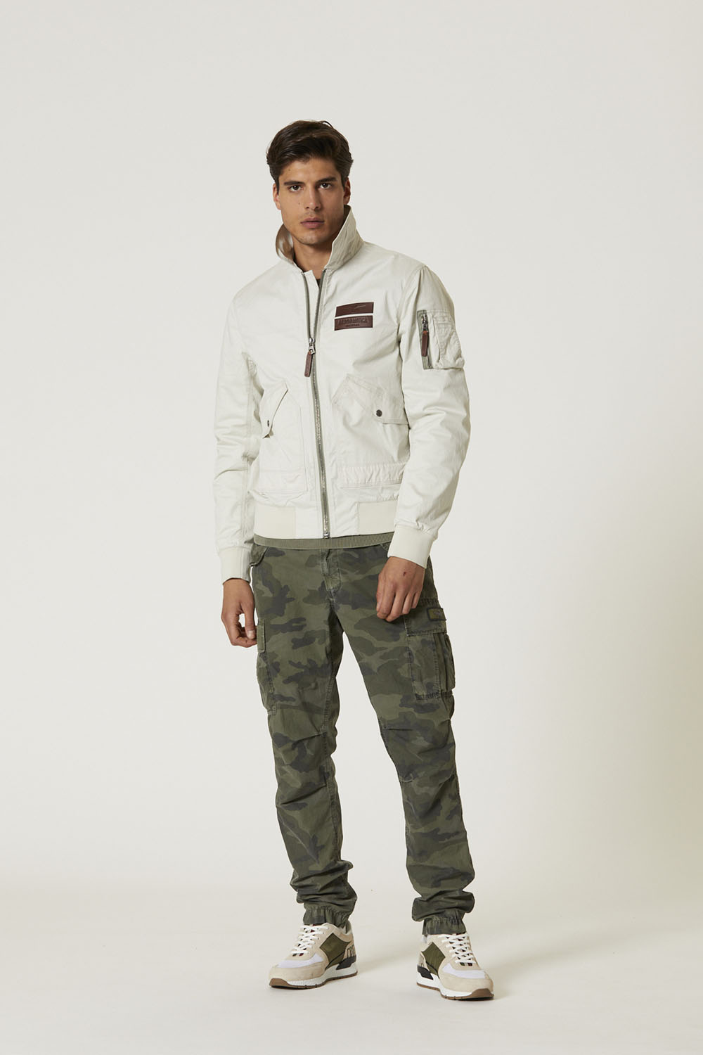 detail Kalhoty pantalone tasconato 231PA1522CT3090