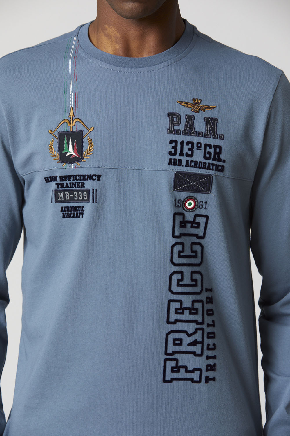 detail Tričko t-shirt m.l. 232TS2140J589