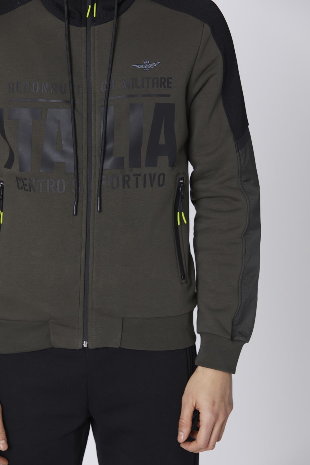 detail Mikina felpa c cappuccio 242AF496F565