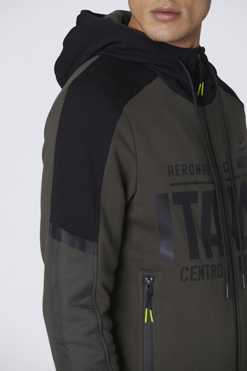 detail Mikina felpa c cappuccio 242AF496F565