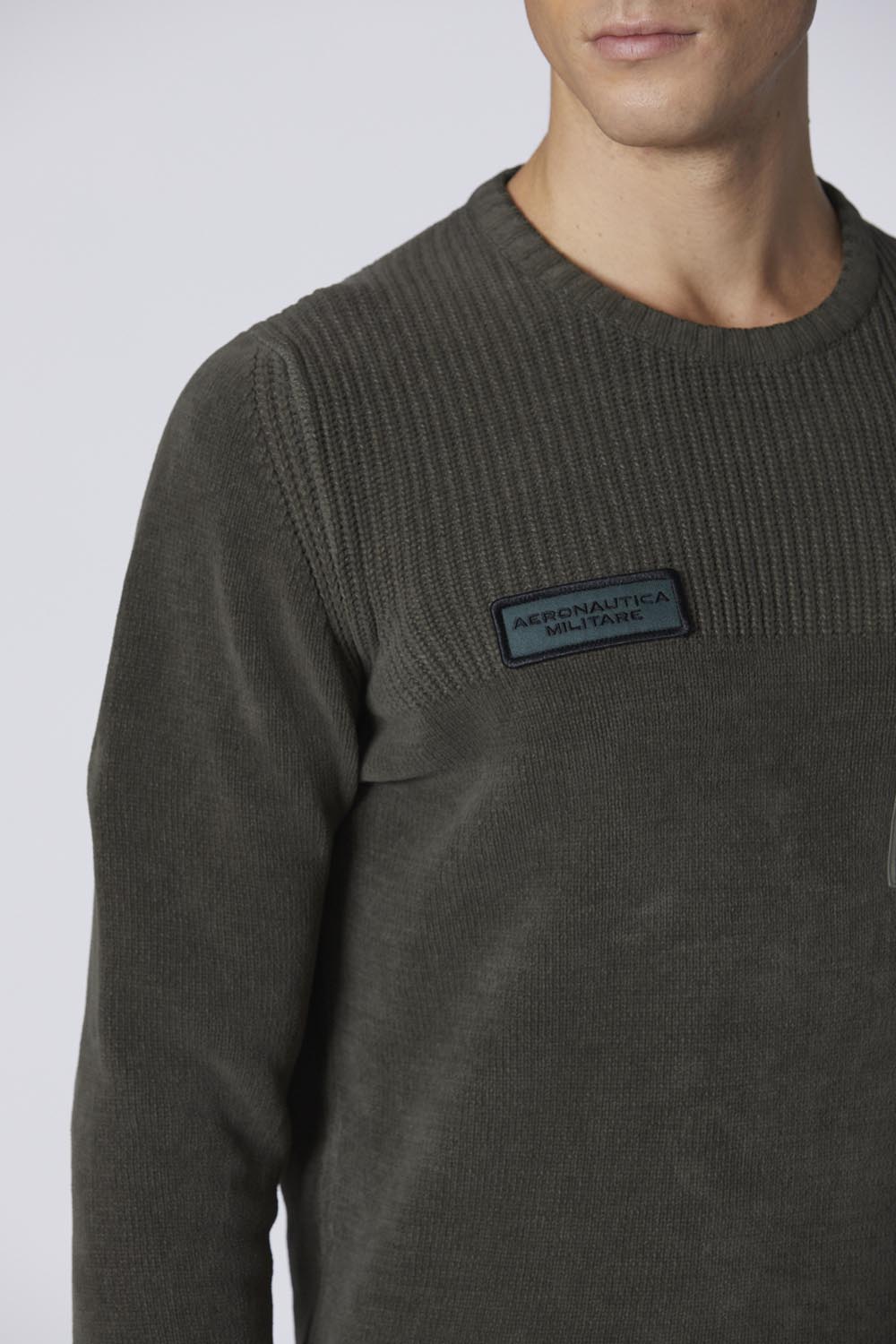 detail Svetr maglia girocollo 242MA1515L539