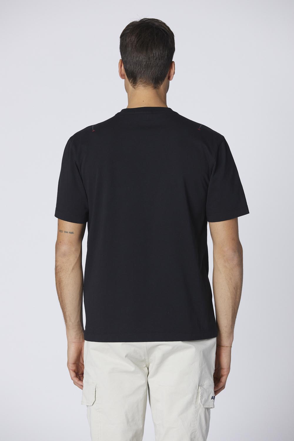 detail Tričko t-shirt m.c. 242TS2251J635