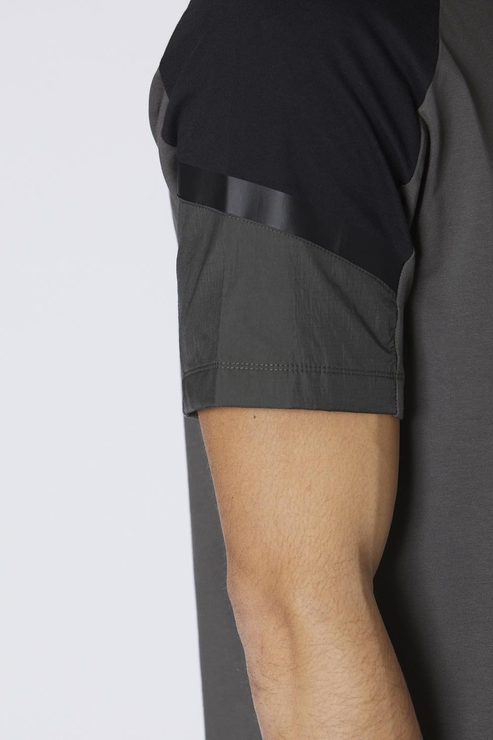 detail Tričko t-shirt m.c. 242TS2327J612