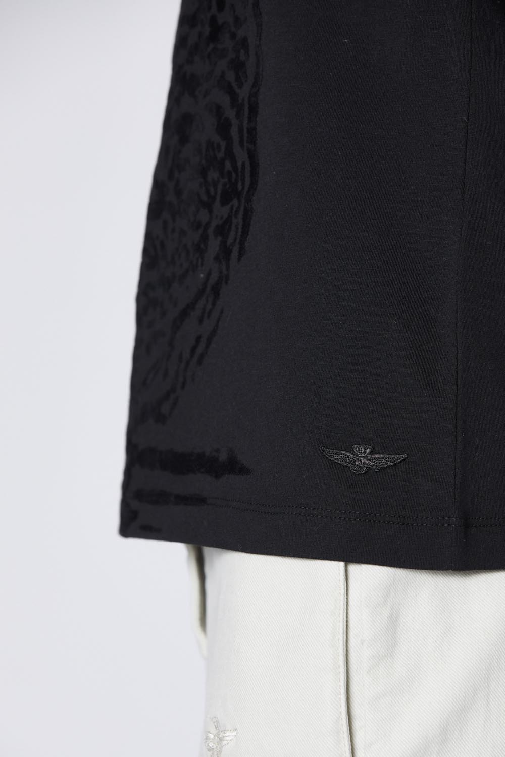 detail Tričko t-shirt m.c. 242TS2348DJ496
