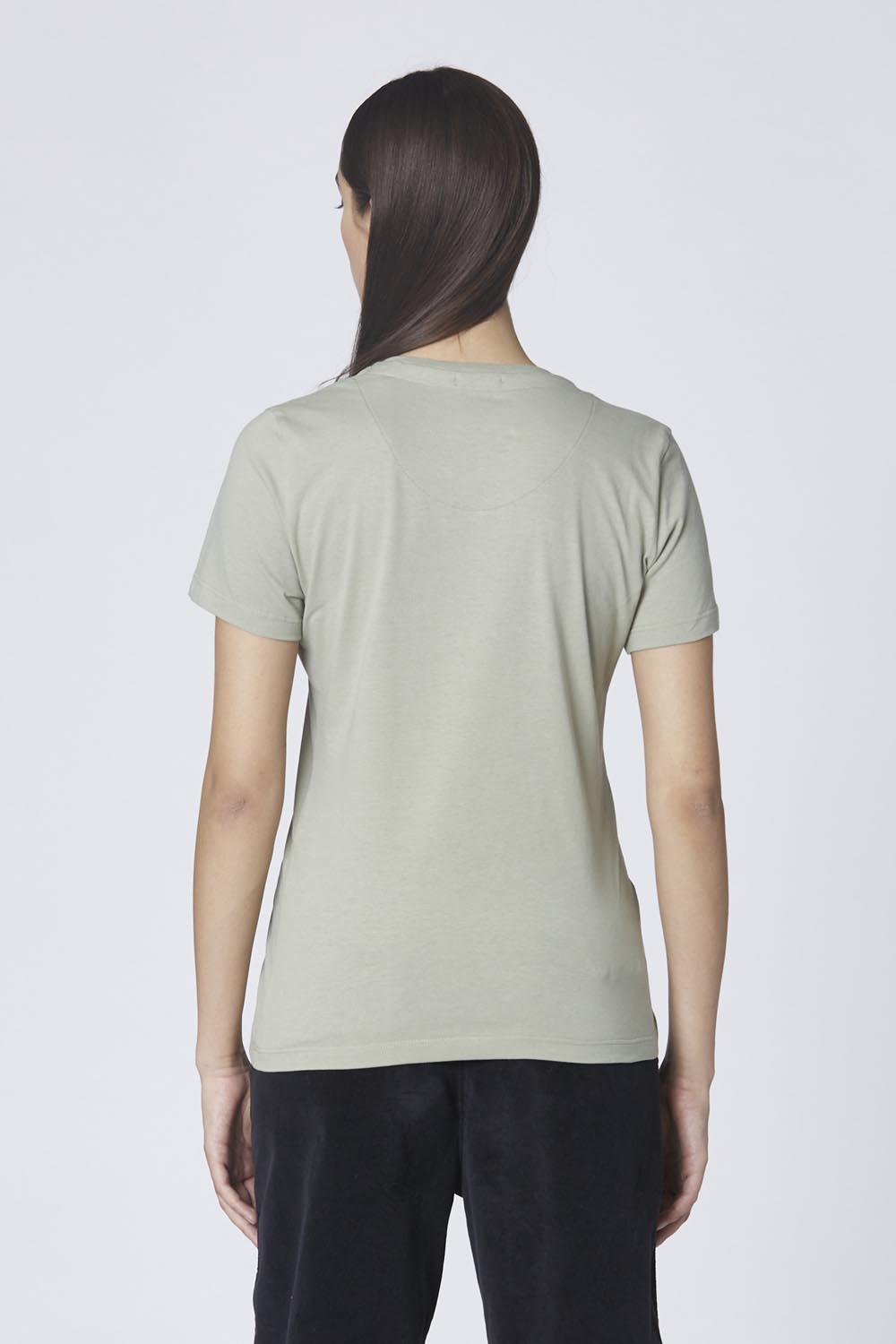 detail Tričko t-shirt m.c. 242TS2354DJ638