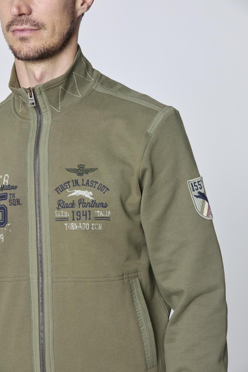 detail Mikina felpa 251FE2008F581