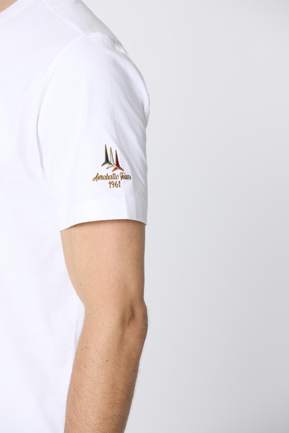 detail Tričko t-shirt m.c. 251TS2401J592