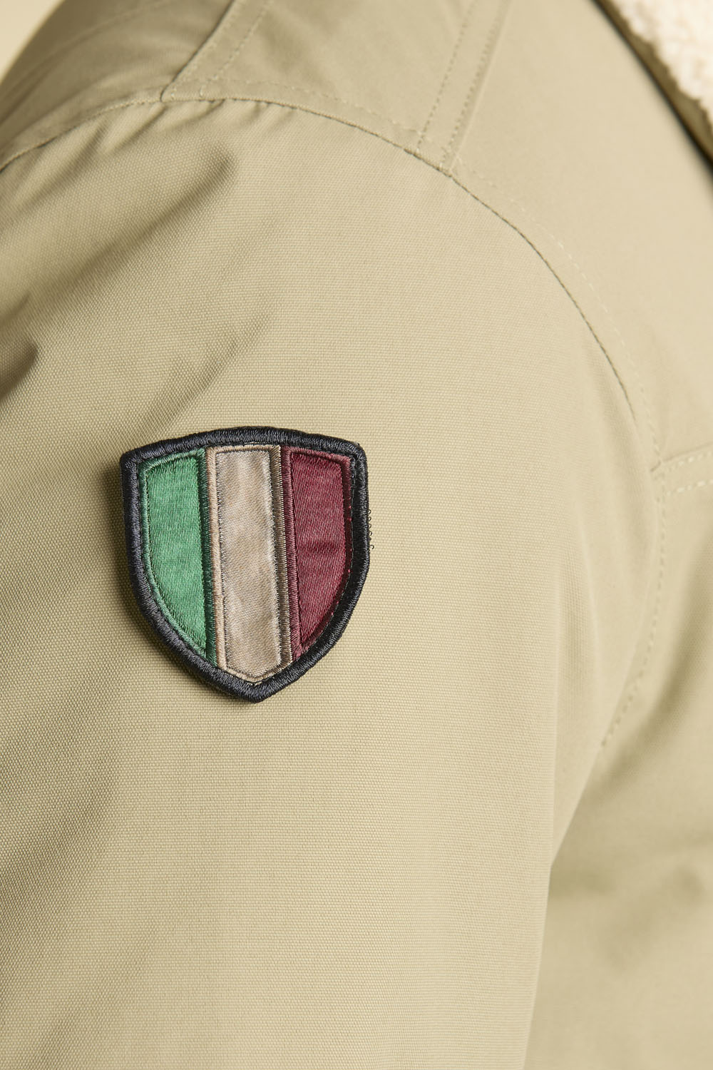 detail Bunda pilot 252AB3024UCT03151