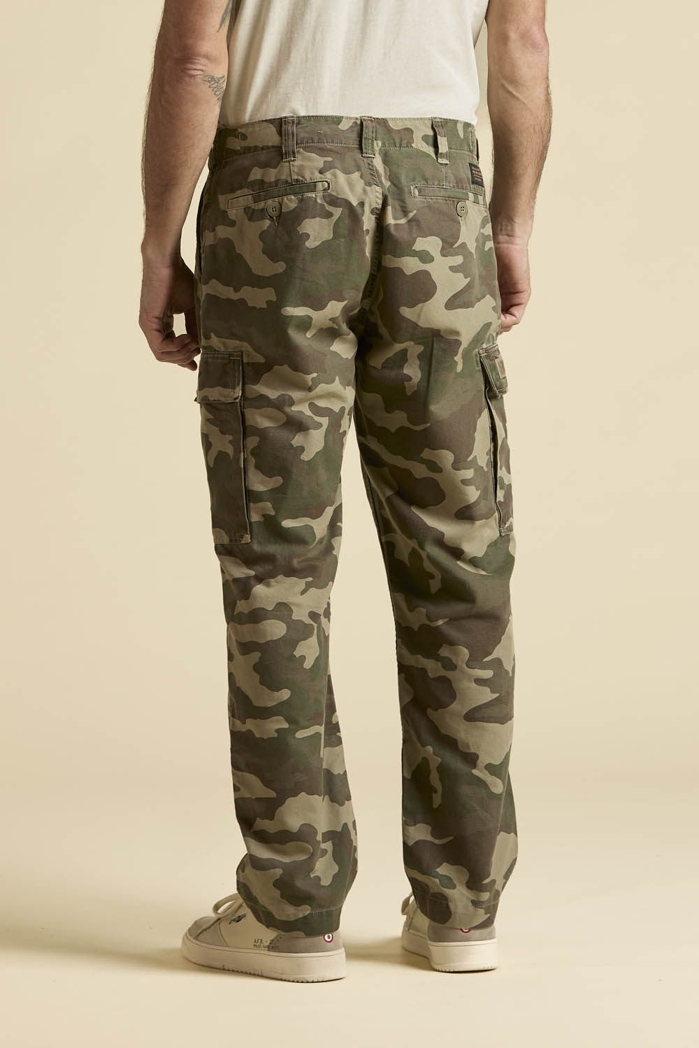 detail Kalhoty pantaloni 261PA1713UCT04296