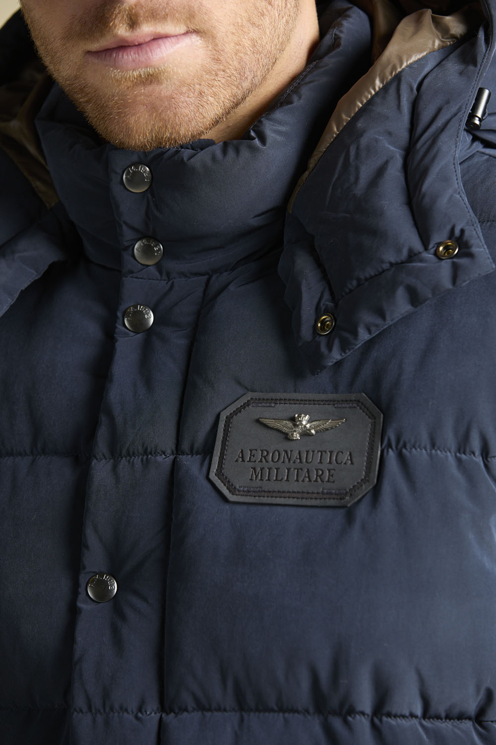 detail Bunda giubbotto con cappuccio 262AB3072UCT04358