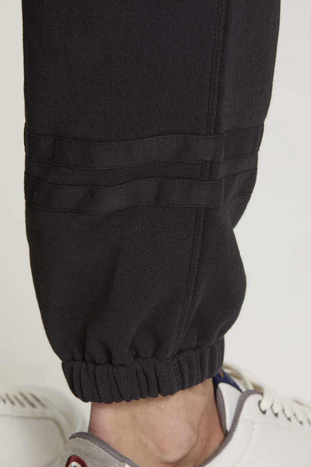 detail Kalhoty pantalone 221PF841F462