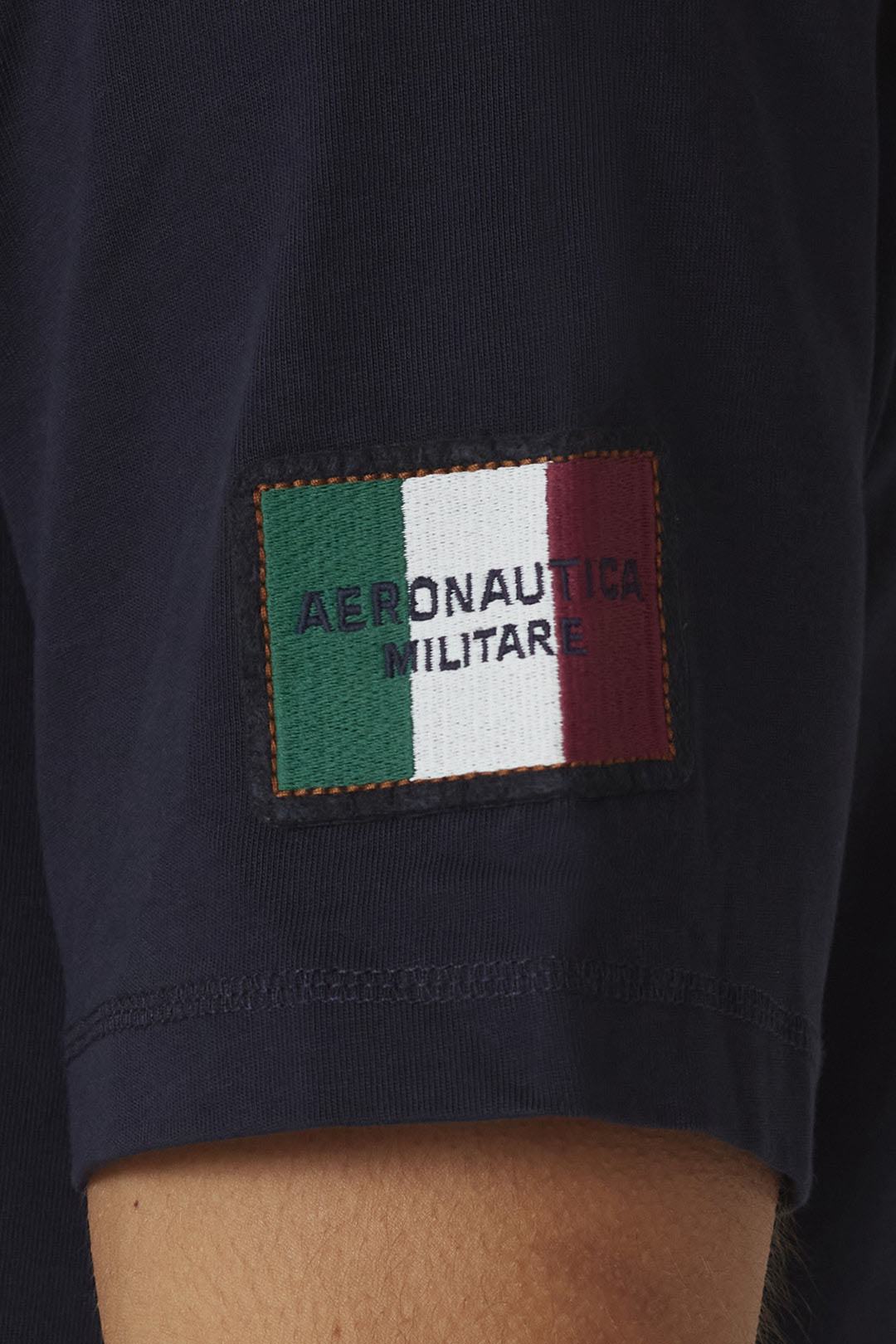detail Tričko t-shirt m.c. 231TS2050J565