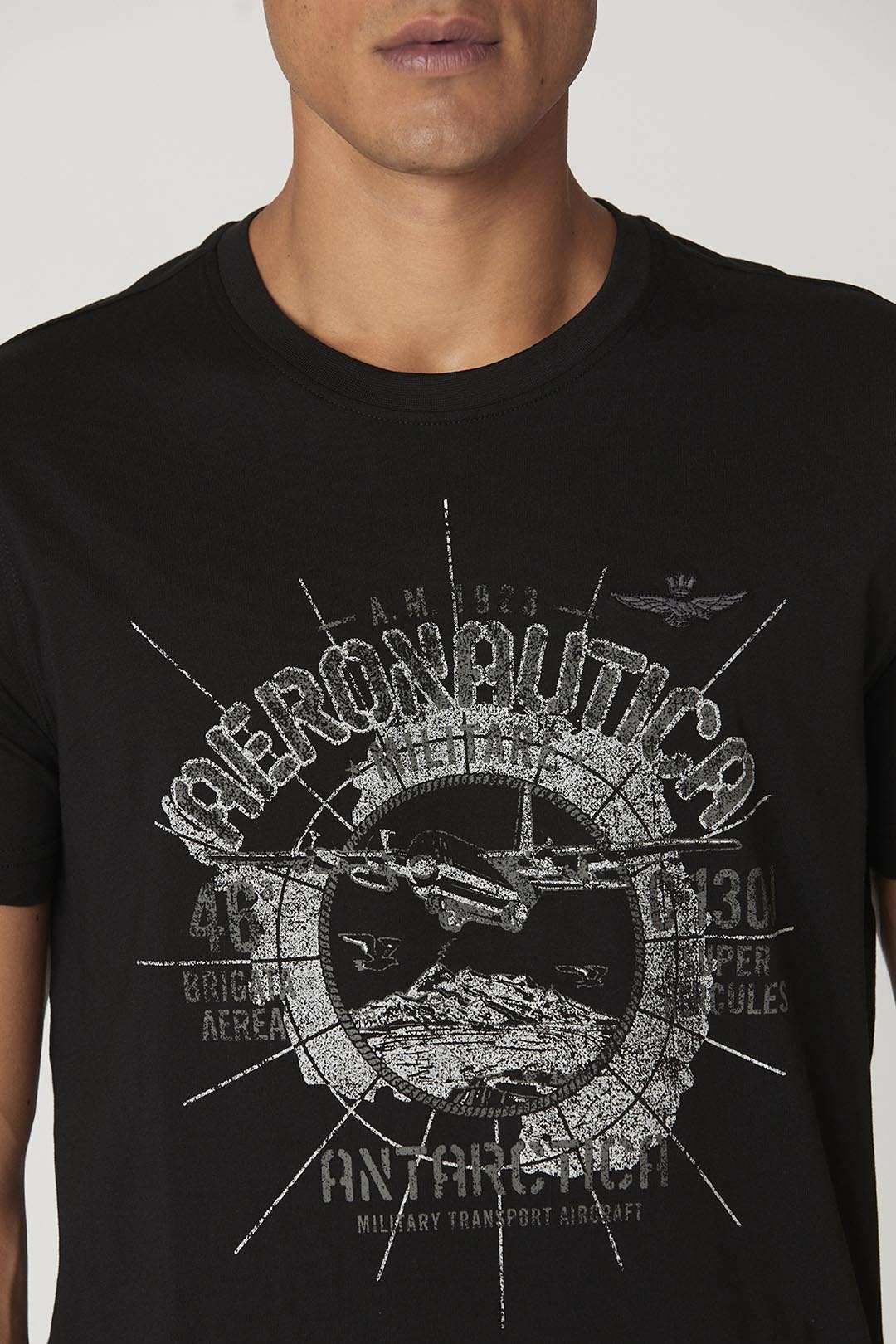 detail Tričko t-shirt m.c. 232TS2136J597