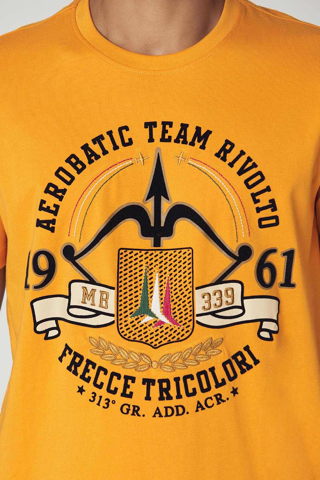 detail Tričko t-shirt m.c. 232TS2152J597