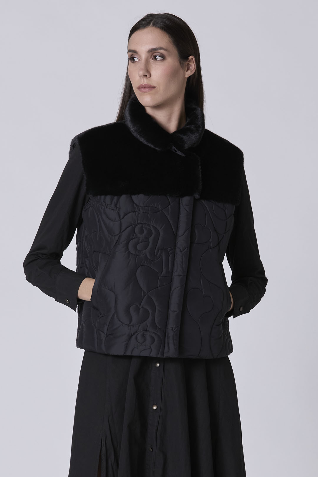 detail Vesta gilet 242AG001DCT3405