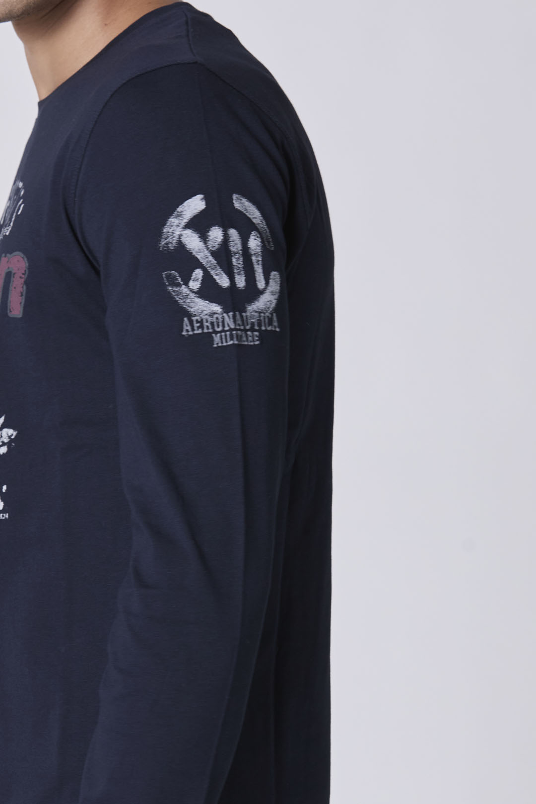 detail Tričko t-shirt m.l. 242TS2324J641