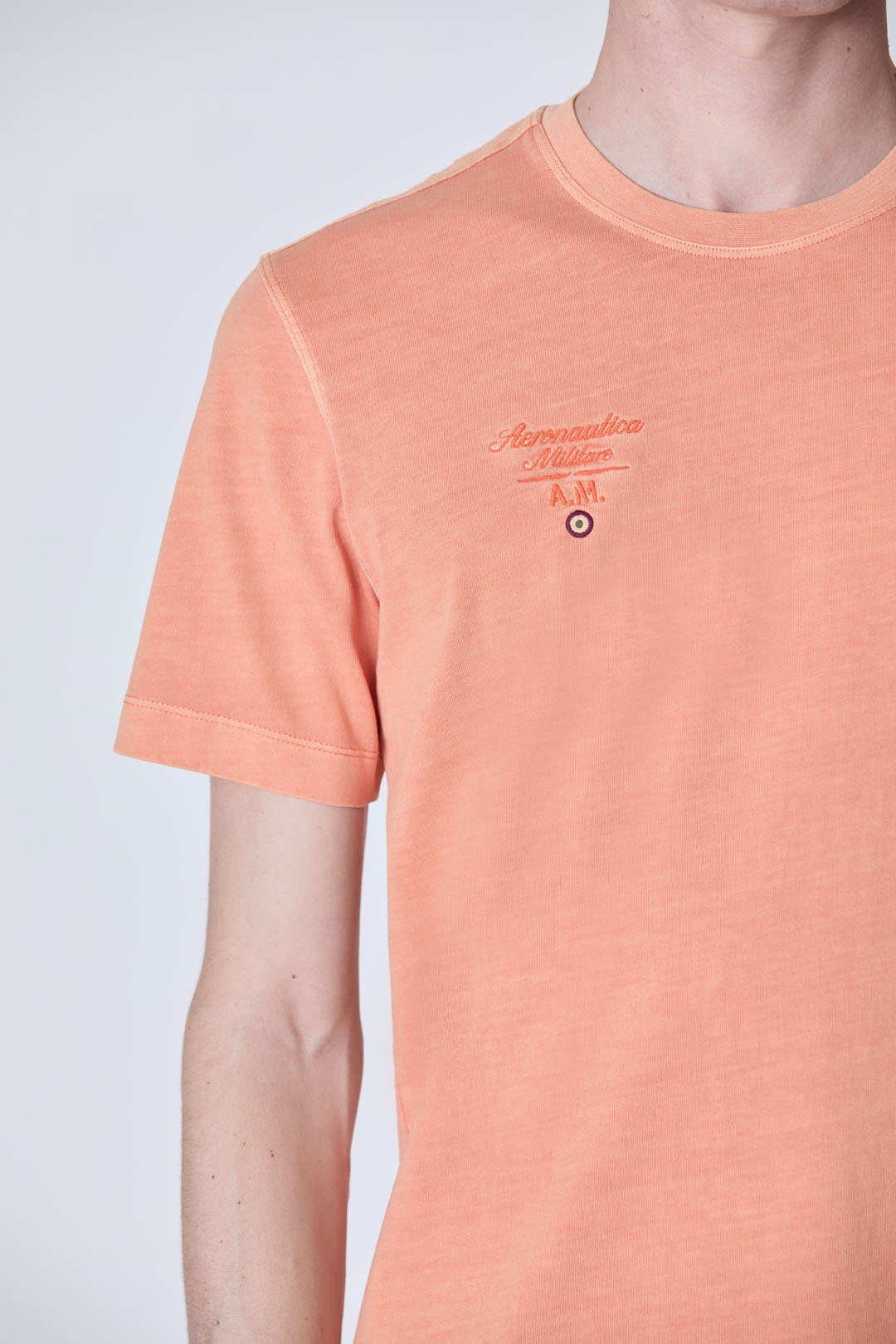 detail Tričko t-shirt m.c. 251TS2392J677