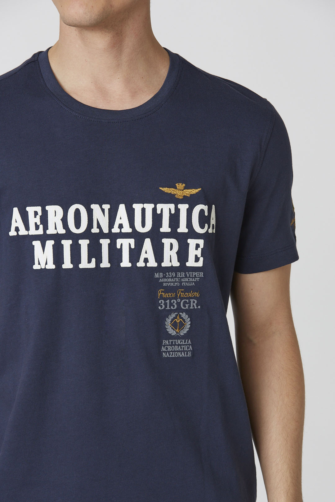 detail Tričko t-shirt m.c. 251TS2401J592