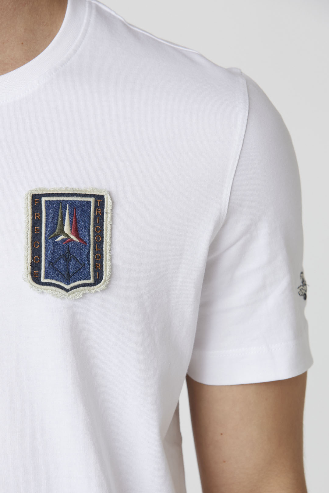 detail Tričko t-shirt m.c. 251TS2411J634