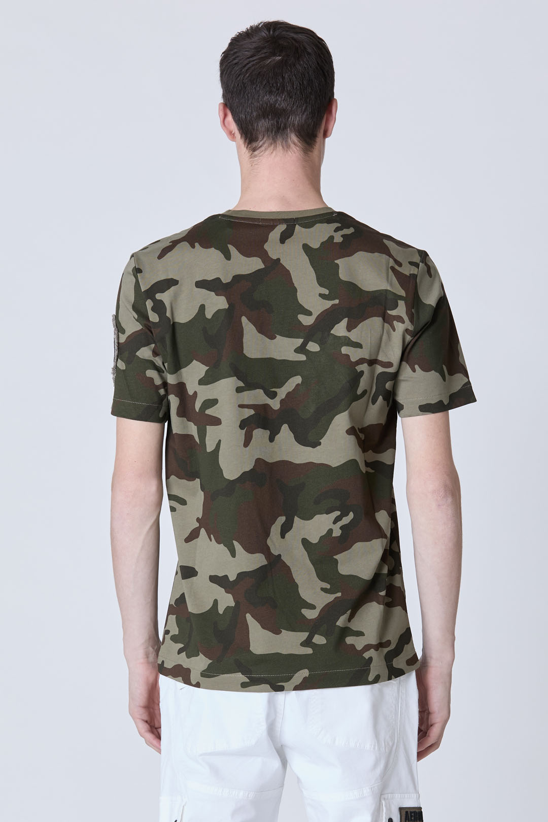 detail Tričko t-shirt m.c. 251TS2415J684