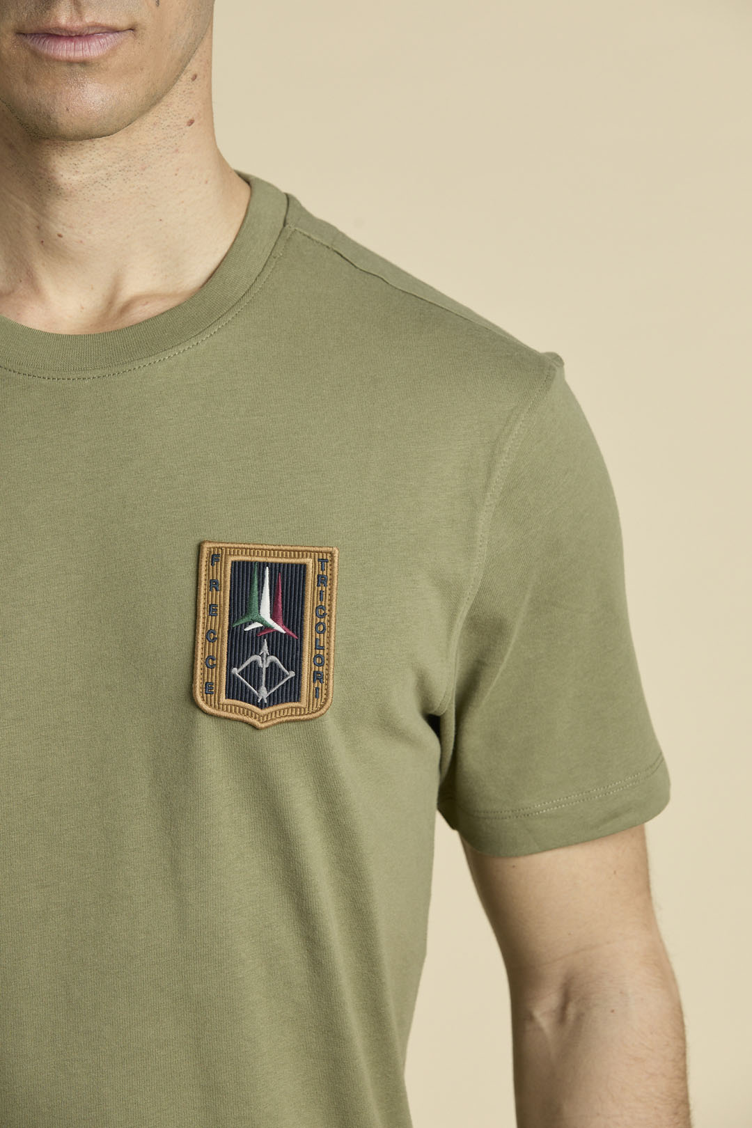 detail Tričko t-shirt manica co 261TS2544UJ00592